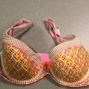 Victoria’s Secret bra